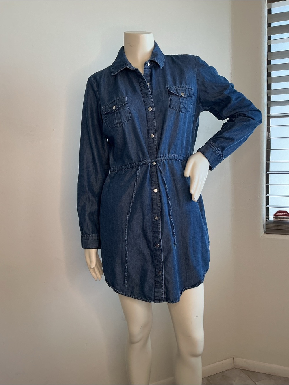 Guess Denim Shirt Dress Medium Blue Chambray Button Front Tie Waist M Western
